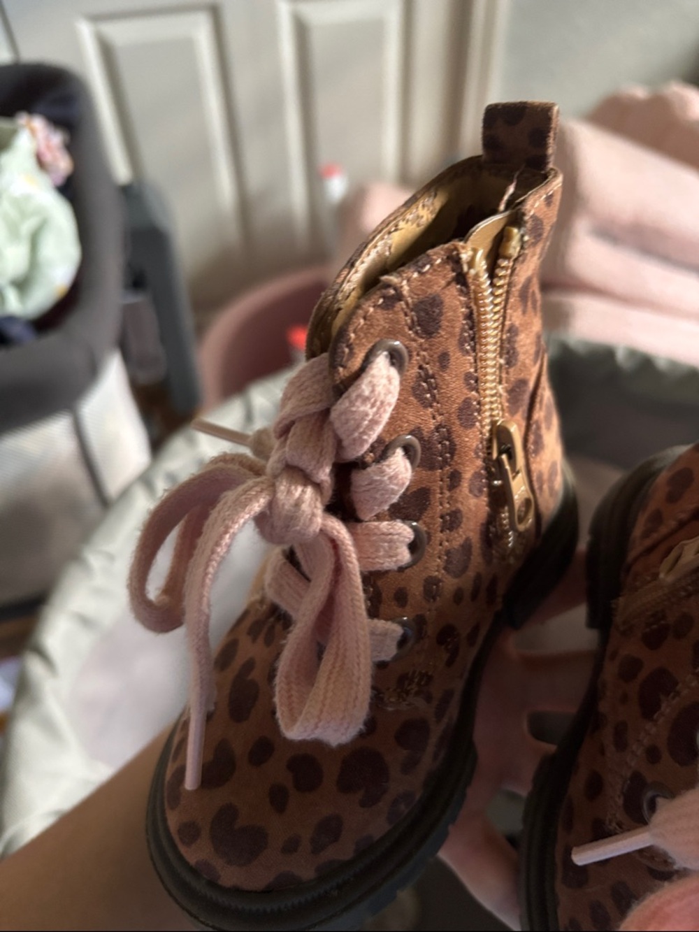 Cat & Jack Brown Leopard Print Kids Boots with Pink Laces - Picture 3 of 3